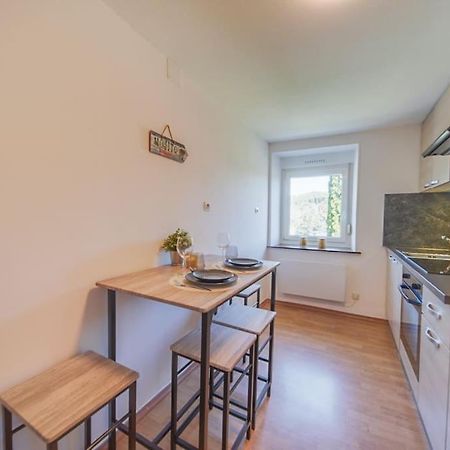 Charmant Appartement 2 Chambres Proche Luxembourg Redingen Exterior foto