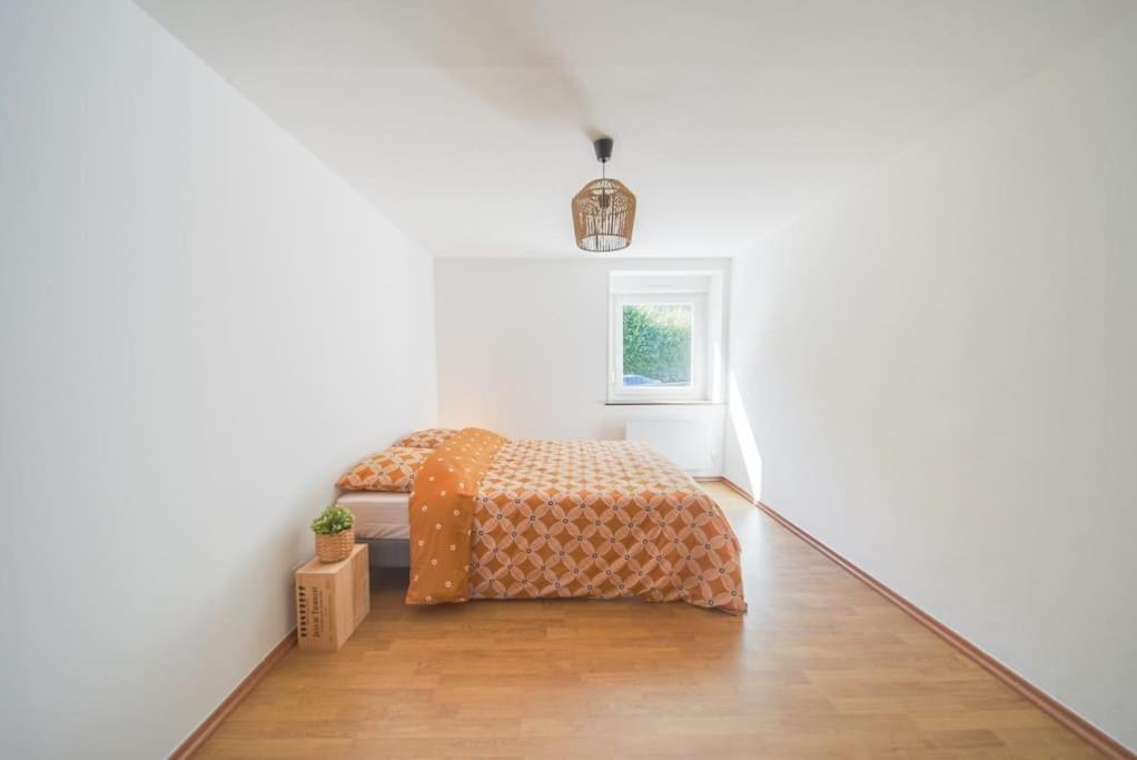 Charmant Appartement 2 Chambres Proche Luxembourg Redingen Exterior foto